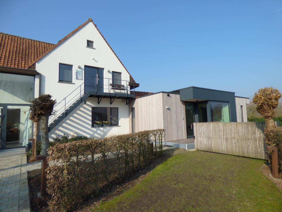 B&B Hier En Nu Heusden Exteriör bild